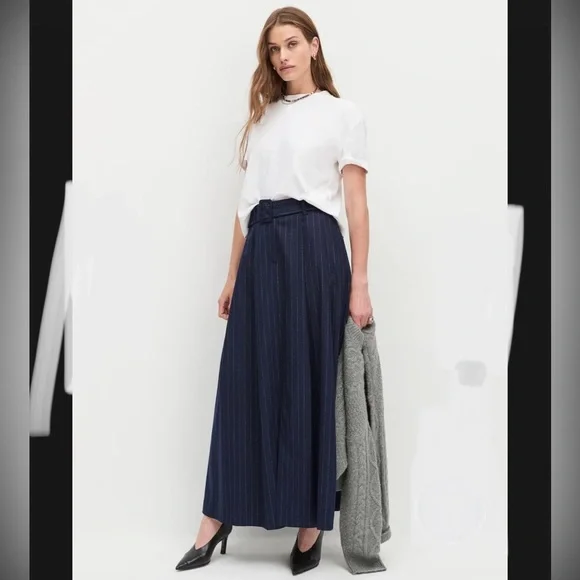 NEW FAVORITE DAUGHTER the gabby maxi skirt in Navy Pinstripe size 2 - Picture 5 of 15